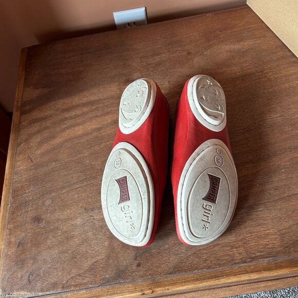 Camper Right Nina slip on loafers, size 38, red - Picture 3 of 3